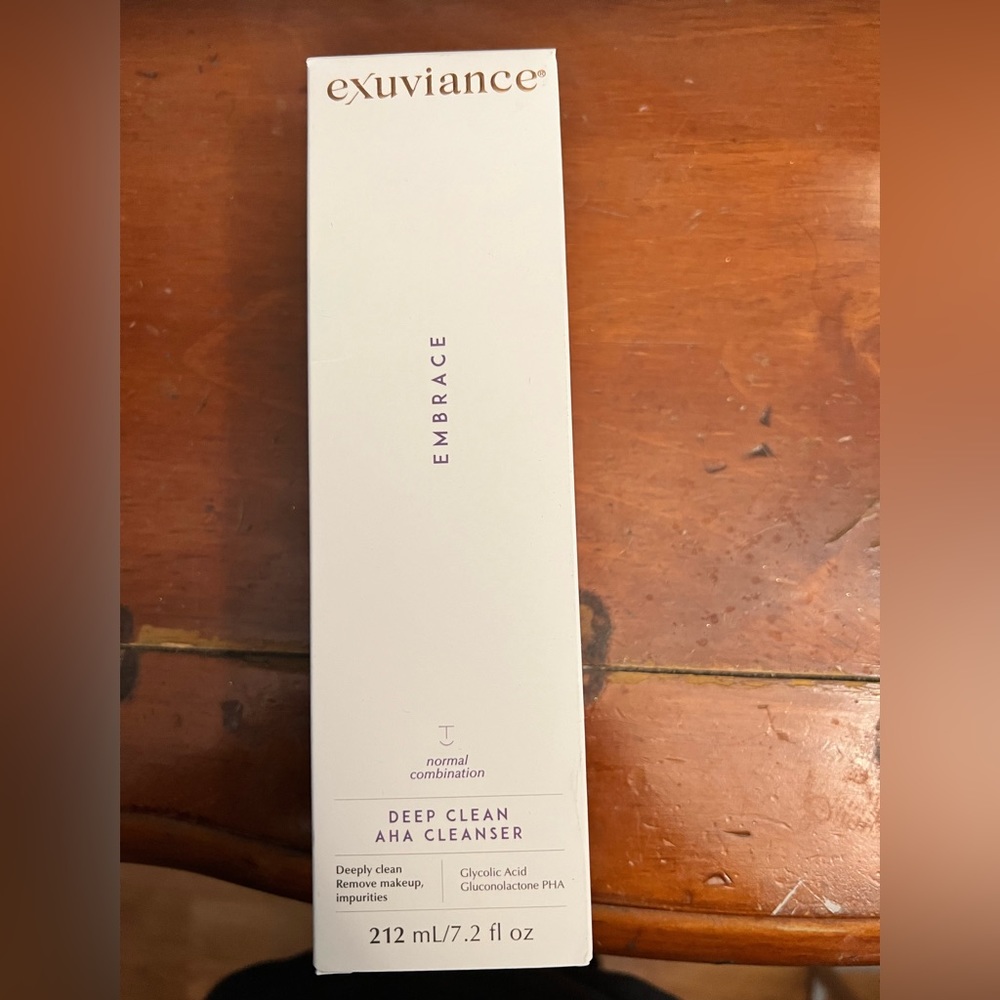 Exuviance cleanser